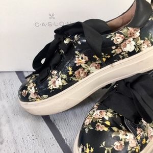 Caslon Lace Up LeatherSneakers Black Floral 7.5